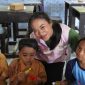 Senyum dan antusiasme siswa mewarnai kegiatan Traveling and Teaching di SDN 6 Samaguna, Lombok Utara. Melalui gerakan 1000 Guru Lombok, Srikandi PLN UP3 Selaparang turut berbagi inspirasi untuk mendorong anak-anak berani bermimpi dan meraih masa depan yang lebih baik.