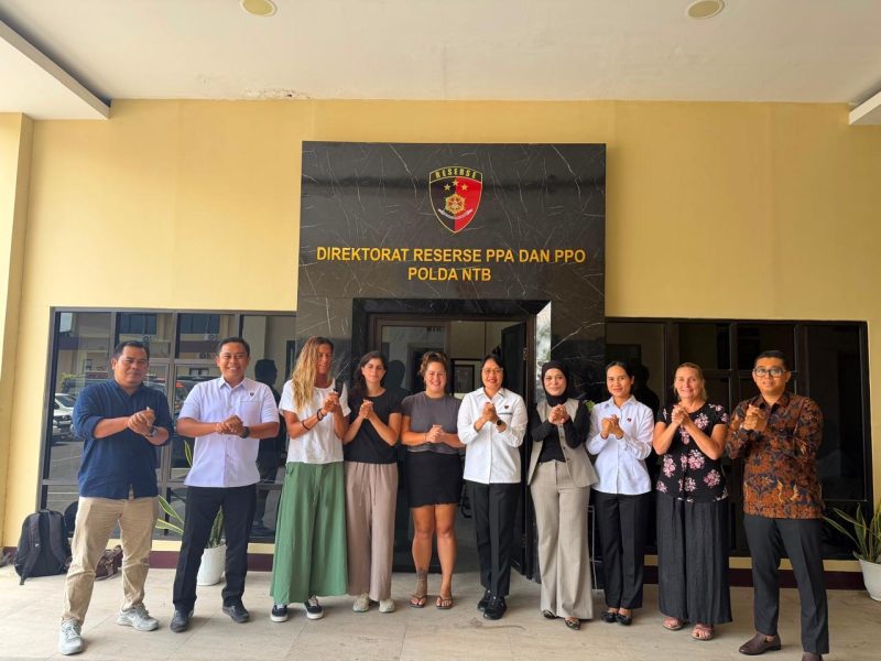 Kuta SOS dan Polda NTB mendorong sinergi aparat, masyarakat serta pelaku pariwisata untuk mewujudkan Kuta yang aman dan ramah bagi wisatawan.(Foto: Istimewa)