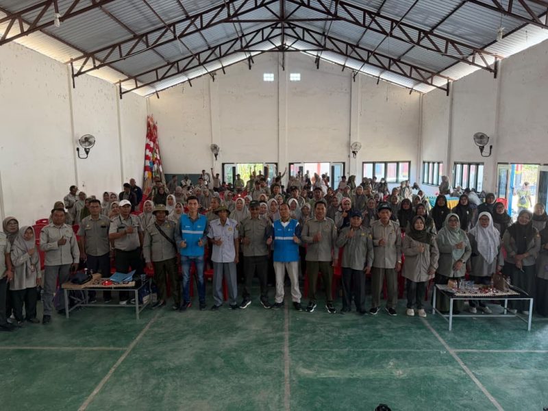PLN UP3 Bima bersama peserta rapat koordinasi memperkuat sinergi mendukung produktivitas pertanian dan keselamatan ketenagalistrikan.