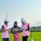 Edukasi keselamatan listrik oleh Srikandi PLN menyasar masyarakat untuk meningkatkan kesadaran menjaga jarak aman dari jaringan transmisi.