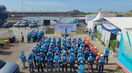 Ratusan petugas PLN mengikuti Apel Siaga Kesiapan Kelistrikan untuk memastikan keandalan pasokan listrik selama MotoGP Mandalika 2026.